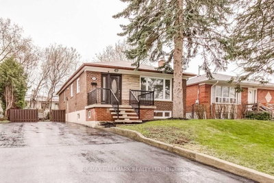 Main-336 Skopit Road, Richmond Hill, ON