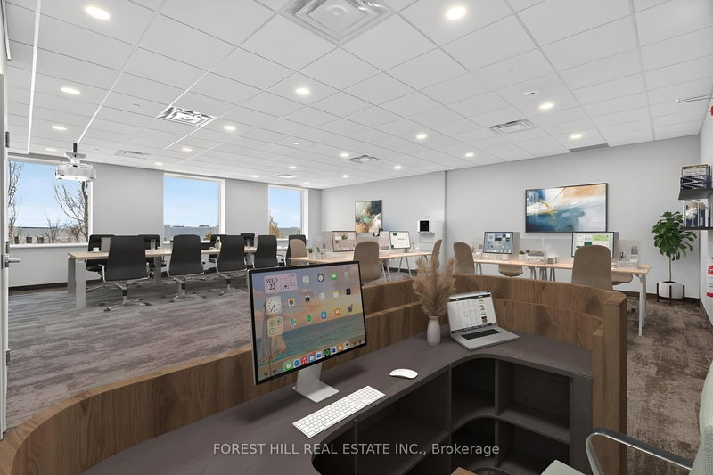 207 - 35 Sunday Dr, Aurora, L4G 4B7 | Image 2