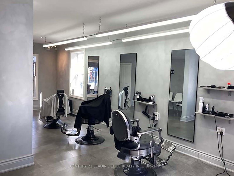 First Floor - 6391 Main St, Whitchurch-Stouffville, L4A 1G4 | Image 3