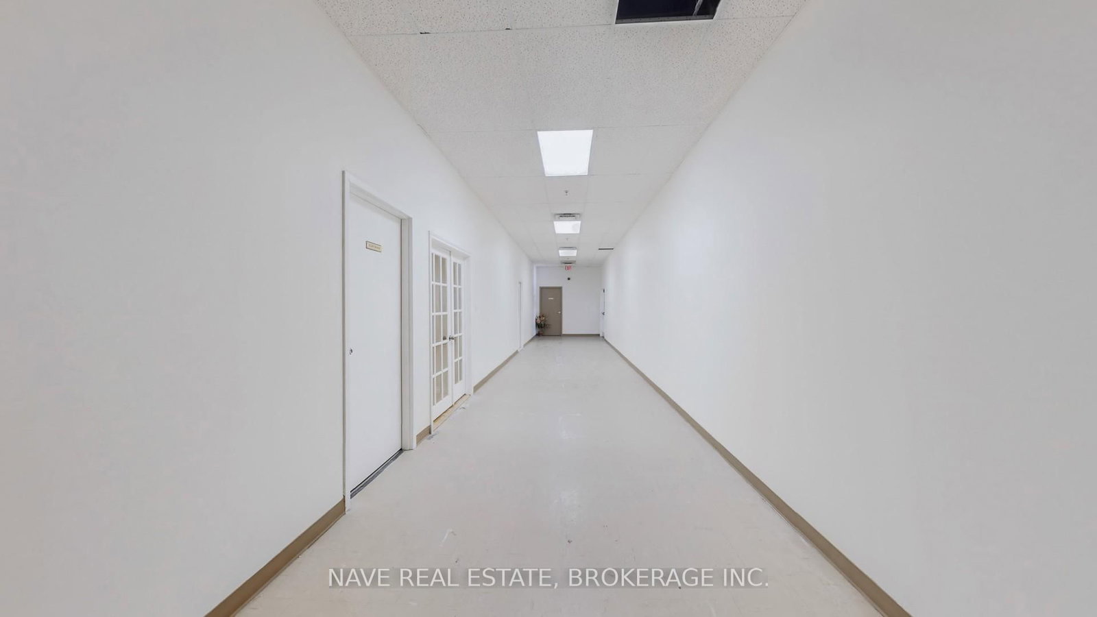 11160 Yonge Street, Unit 3 - Photo 38