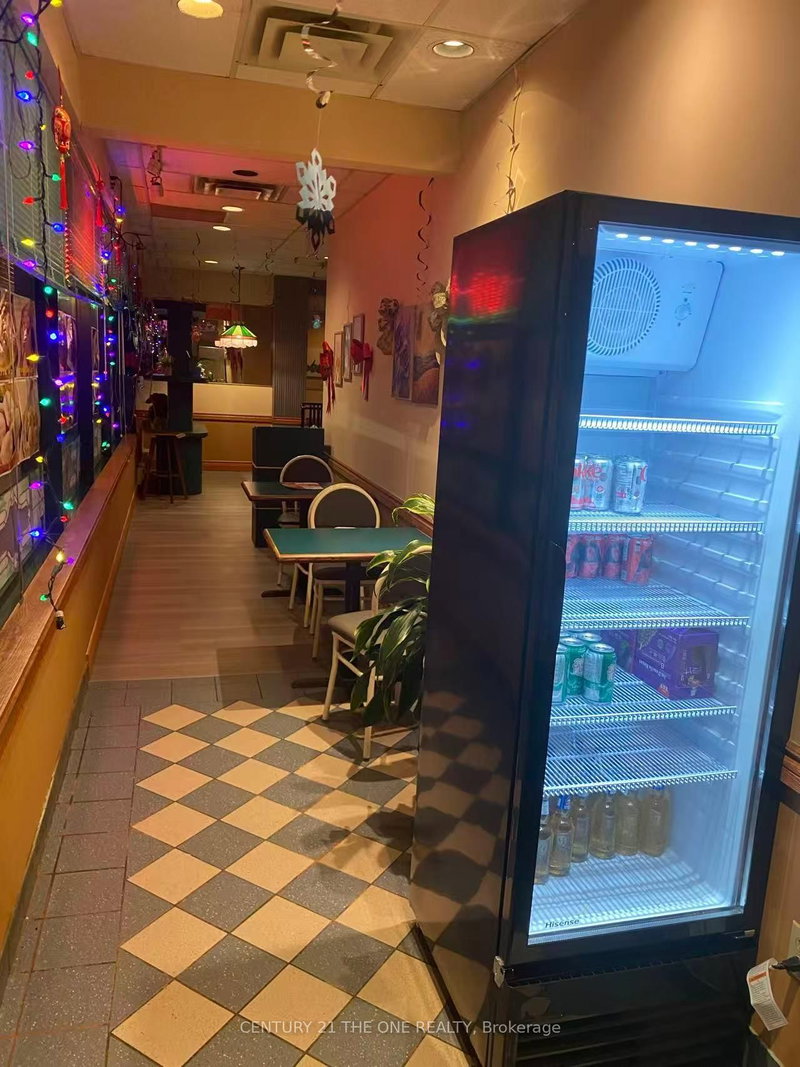 Unit 4 & 4-1 & 4-2 - 443 The Queensway S, Georgina, L4P 3J4 | Image 3