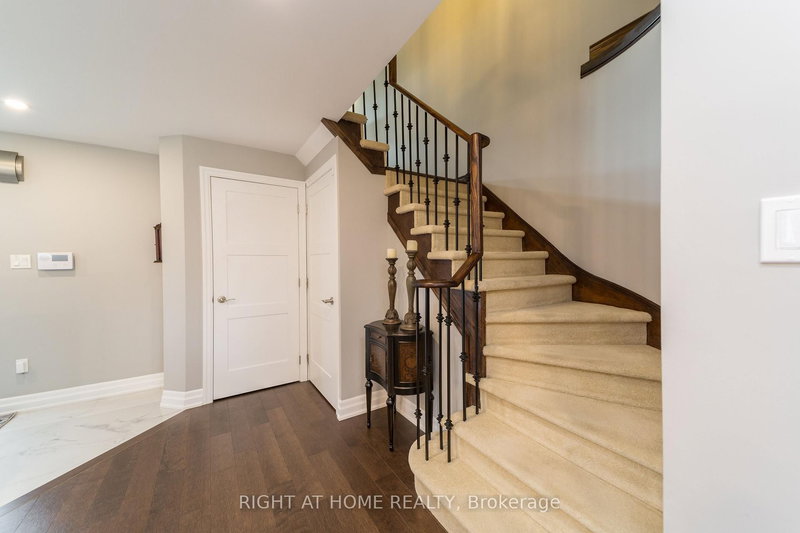 53 Primeau Dr, Aurora, L4G 6Z3 | Image 3