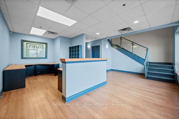 6 - 355 Harry Walker Pkwy, Newmarket, L3Y 8V6 | Image 3