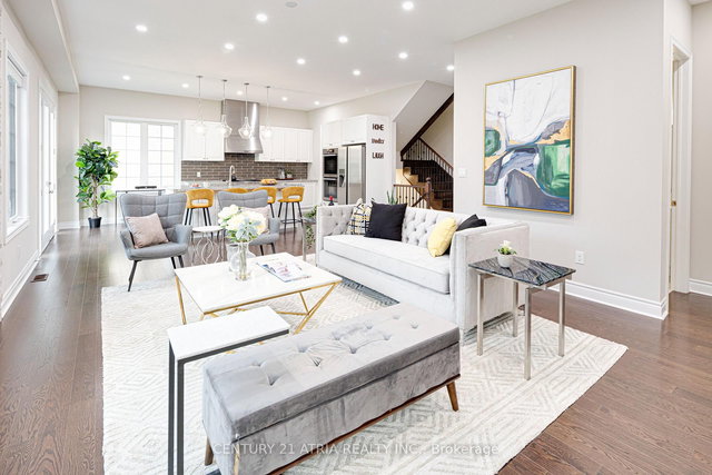 19 Match Point Court