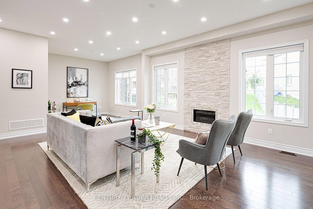 19 Match Point Court