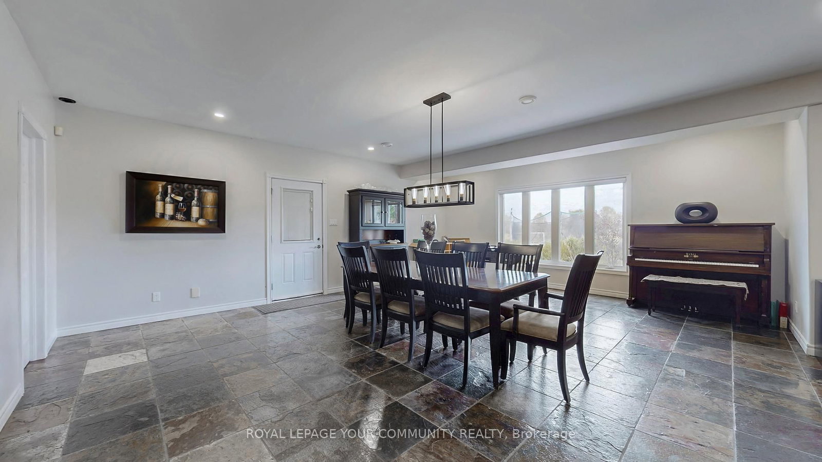 Detached House for sale at 1065 20th Sideroad, King, Ontario, L0G 1T0 - Schomberg - MLS: N12576350