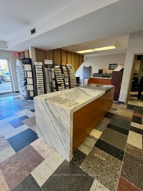 22 - 23 - 111 Regina Rd, Vaughan, L4L 8N5 | Image 3