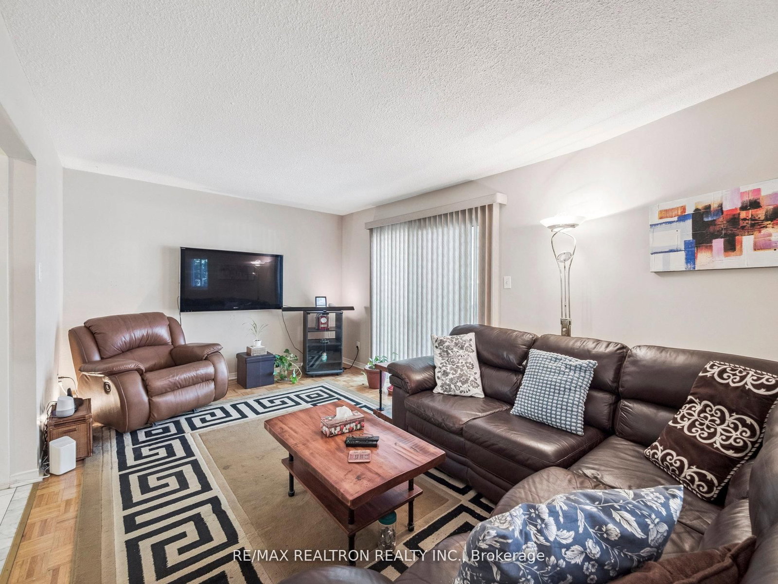 Townhouse sold at 26 Gordon Way, Markham, Ontario, L3T 5A2 - Aileen-Willowbrook - MLS: N12581104