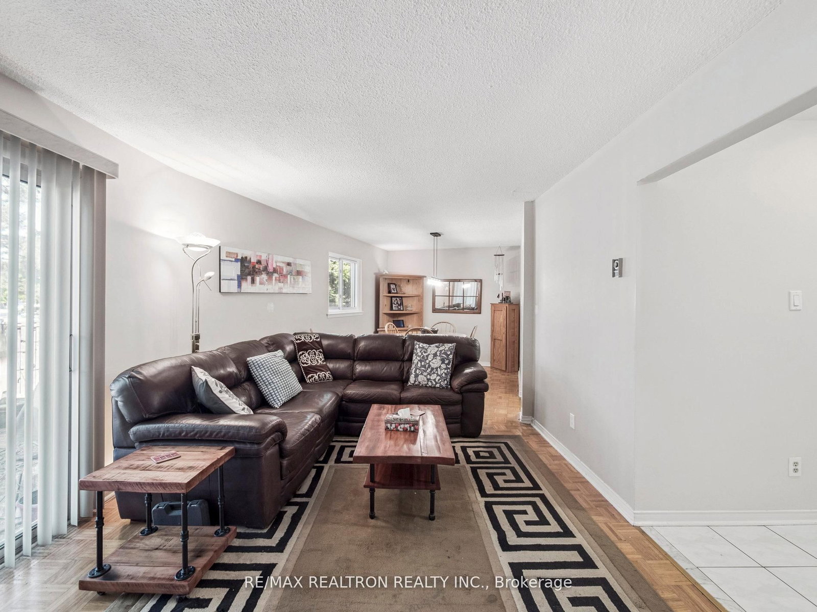 Townhouse sold at 26 Gordon Way, Markham, Ontario, L3T 5A2 - Aileen-Willowbrook - MLS: N12581104