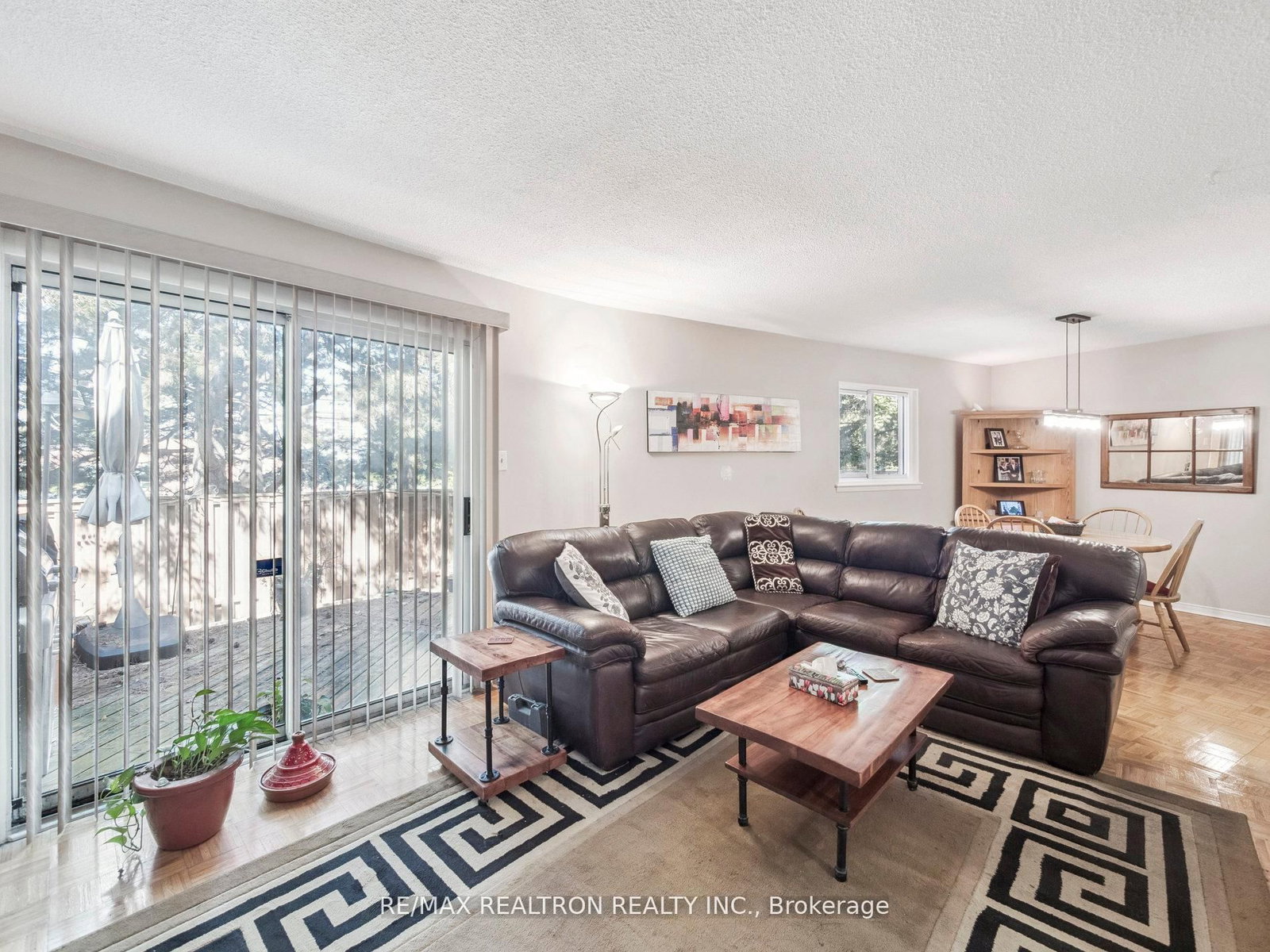 Townhouse sold at 26 Gordon Way, Markham, Ontario, L3T 5A2 - Aileen-Willowbrook - MLS: N12581104