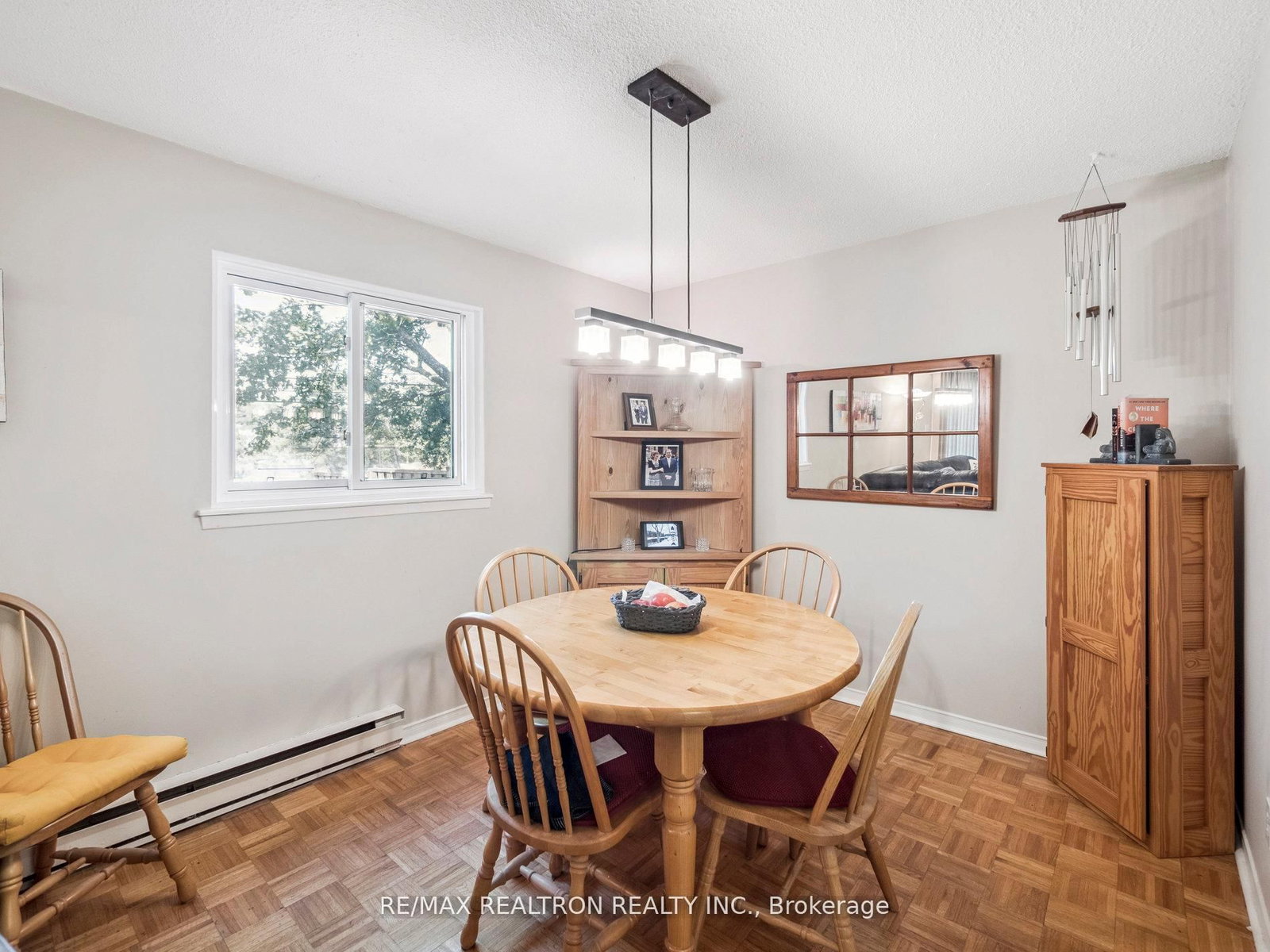 Townhouse sold at 26 Gordon Way, Markham, Ontario, L3T 5A2 - Aileen-Willowbrook - MLS: N12581104