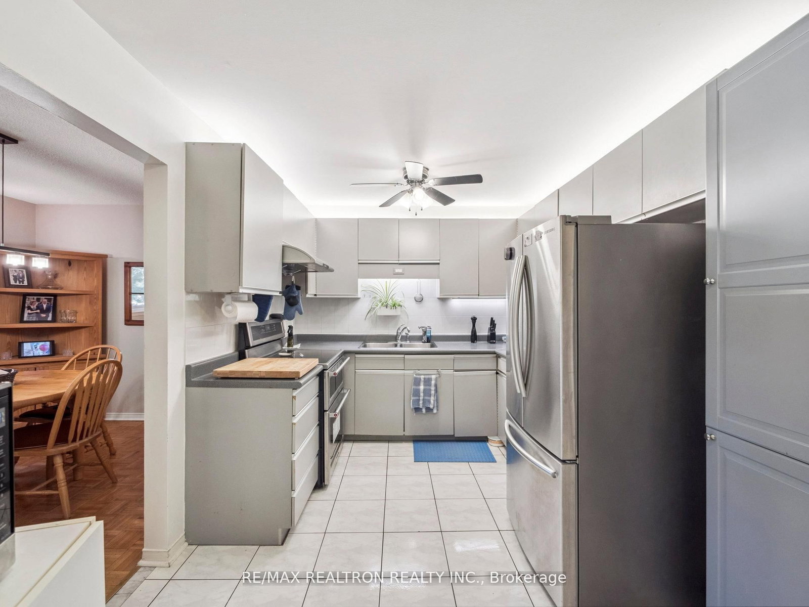 Townhouse sold at 26 Gordon Way, Markham, Ontario, L3T 5A2 - Aileen-Willowbrook - MLS: N12581104