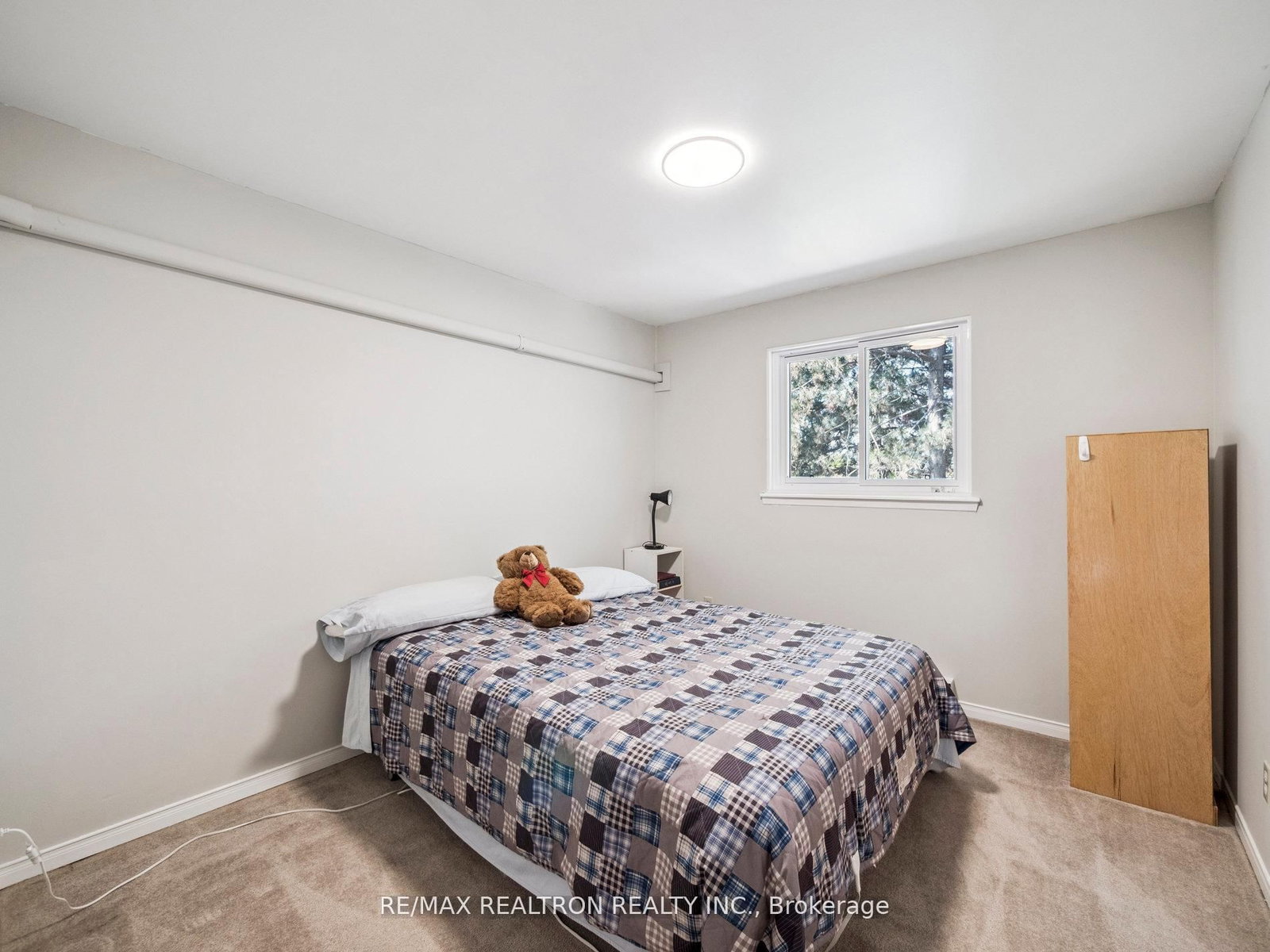 Townhouse sold at 26 Gordon Way, Markham, Ontario, L3T 5A2 - Aileen-Willowbrook - MLS: N12581104