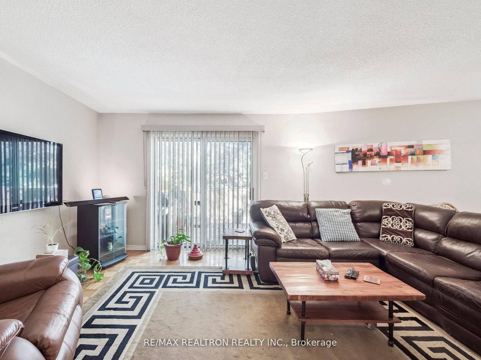 Townhouse sold at 26 Gordon Way, Markham, Ontario, L3T 5A2 - Aileen-Willowbrook - MLS: N12581104