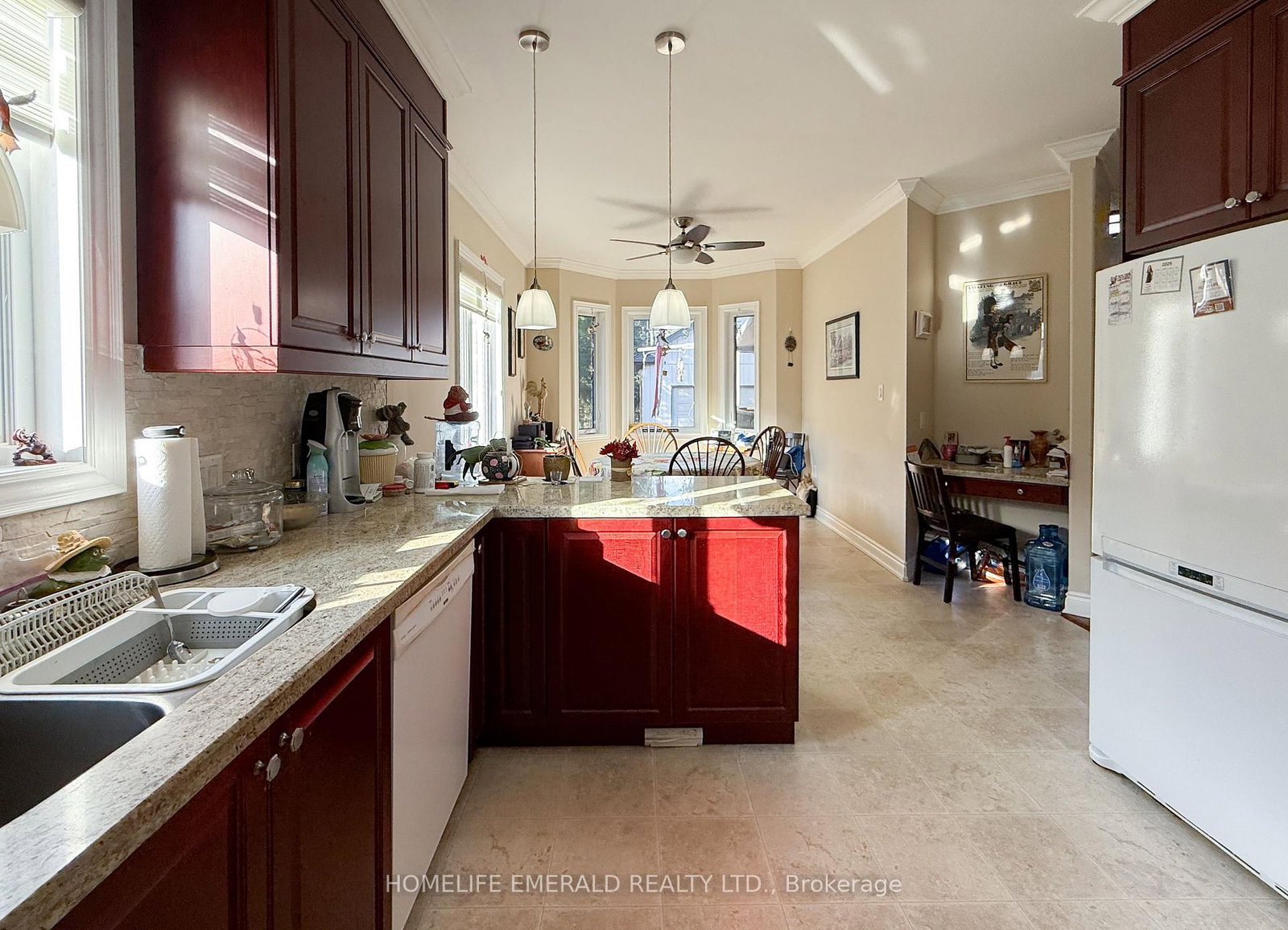 Detached House for sale at 17 Tree Top Street, Essa, Ontario, L0M 1B2 - Angus - MLS: N12585604