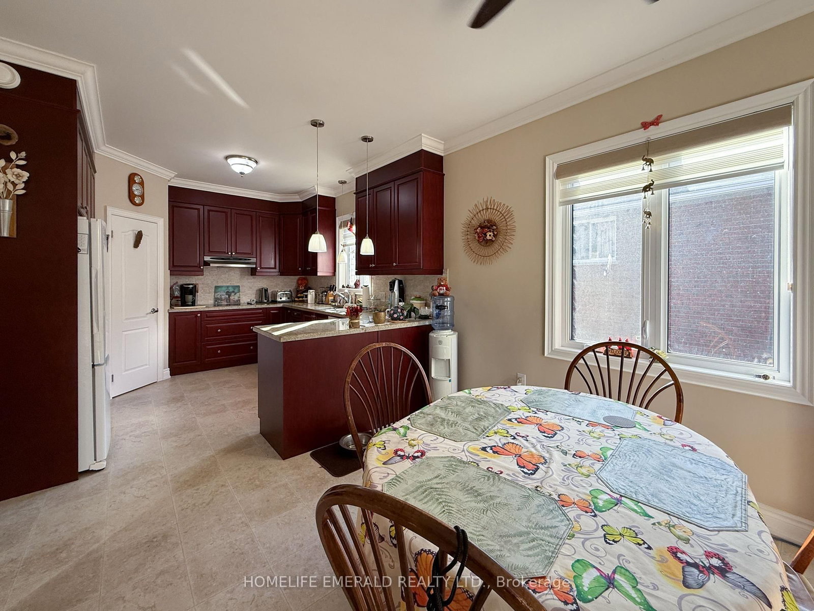 Detached House for sale at 17 Tree Top Street, Essa, Ontario, L0M 1B2 - Angus - MLS: N12585604