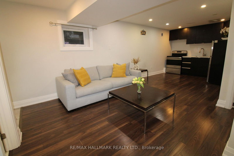 Lower - 158 Kingshill Rd, Richmond Hill, L4E 4V5 | Image 2