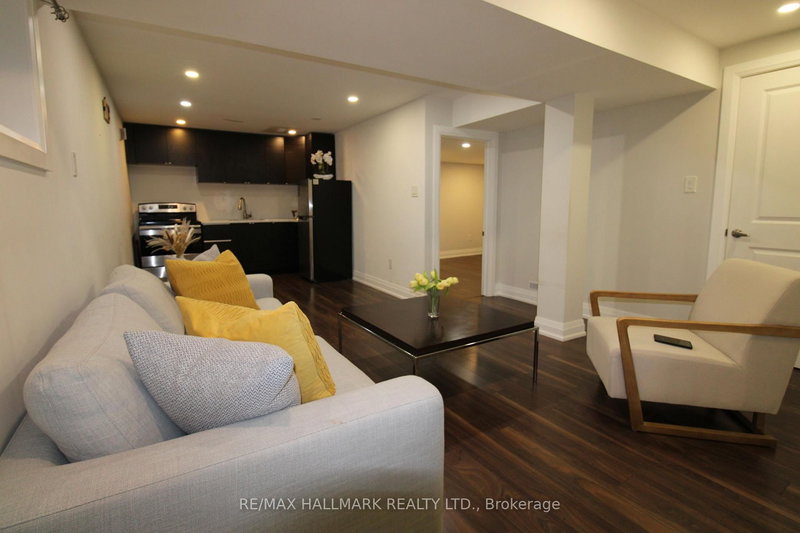 Lower - 158 Kingshill Rd, Richmond Hill, L4E 4V5 | Image 3