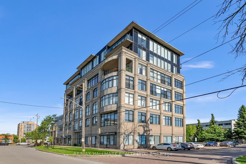 403 - 10376 Yonge St, Richmond Hill, L4C 3B8 | Image 3