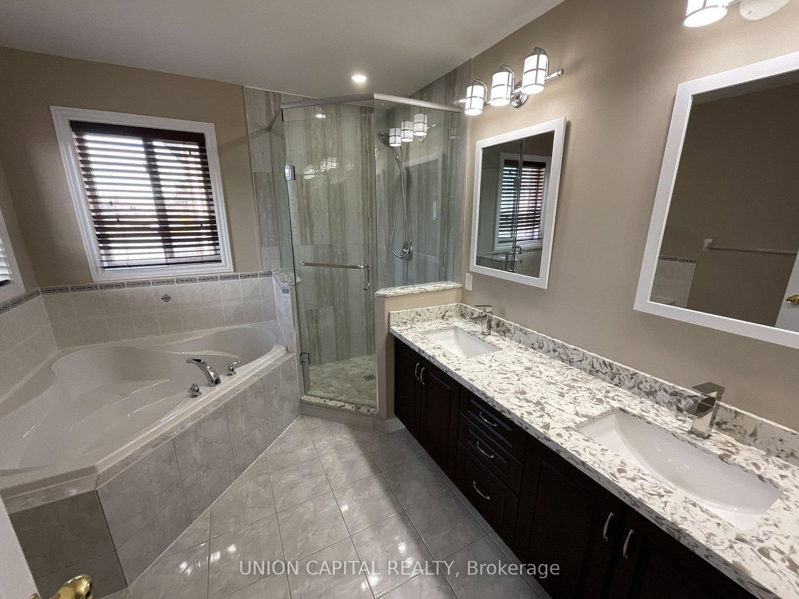 Detached House for lease at 54 Kindy Street, Markham, Ontario, L6E 0E7 - Wismer - MLS: N12590420