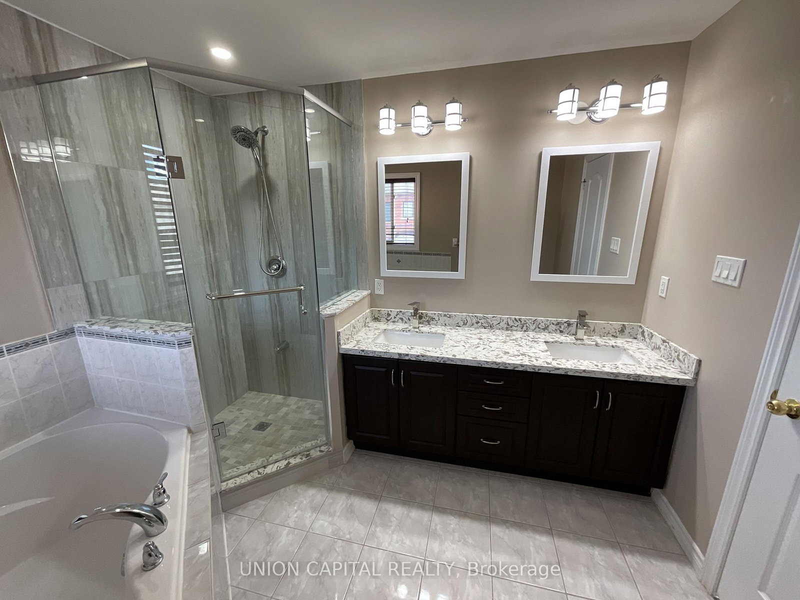 Detached House for lease at 54 Kindy Street, Markham, Ontario, L6E 0E7 - Wismer - MLS: N12590420