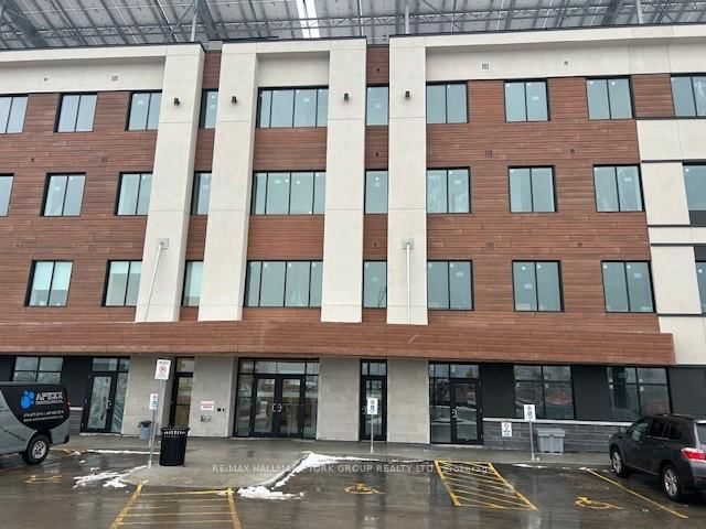 #111 - 35 Sunday Dr, Aurora, L4G 4B7 | Image 3