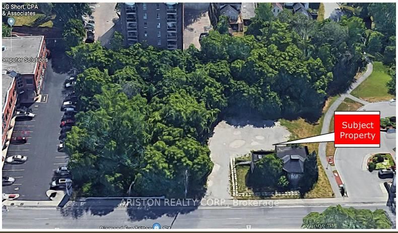 15085 Yonge St, Aurora, L4G 1M3 | Image 2