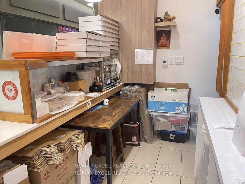 1FC15 - 9390 Woodbine Ave, Markham, L6C 0M5 | Image 3