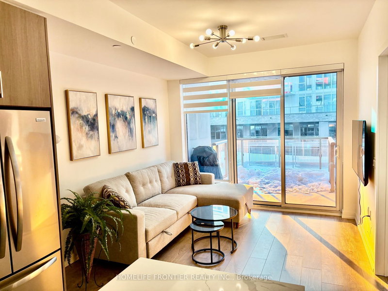 home for lease on 255-333 Sunseeker Avenue