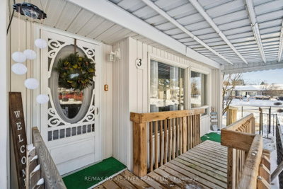 35 Hawthorne Drive — photo 4