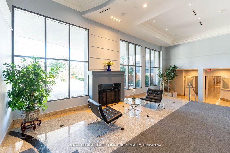 110 - 11121 Yonge St, Richmond Hill, L4C 0S7 | Image 2