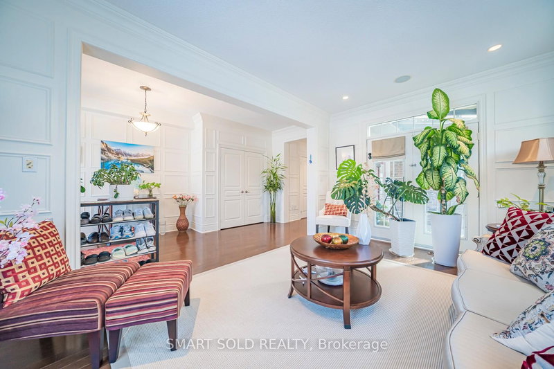 33 Earnshaw Dr, Markham, L6C 0E4 | Image 3