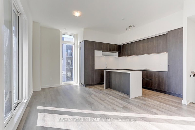 1240 - 10 David Eyer Rd, Richmond Hill, L4S 0N3 | Image 3