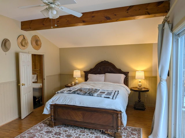 36 Shirlea Boulevard