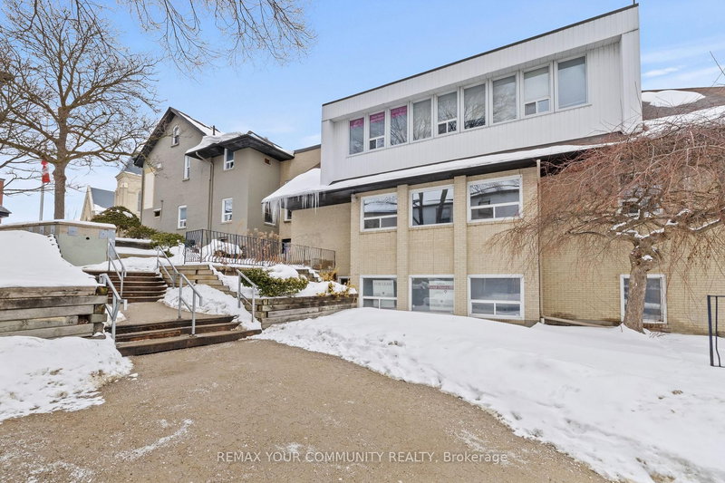101 - 171 Main St S, Newmarket, L3Y 3Y9 | Image 2