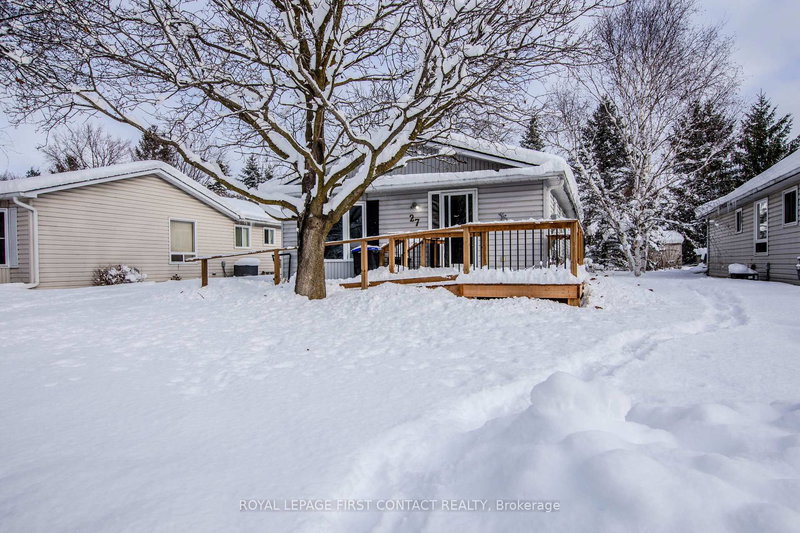 27 Royal Oak Dr, Innisfil, L0L 1L0 | Image 2