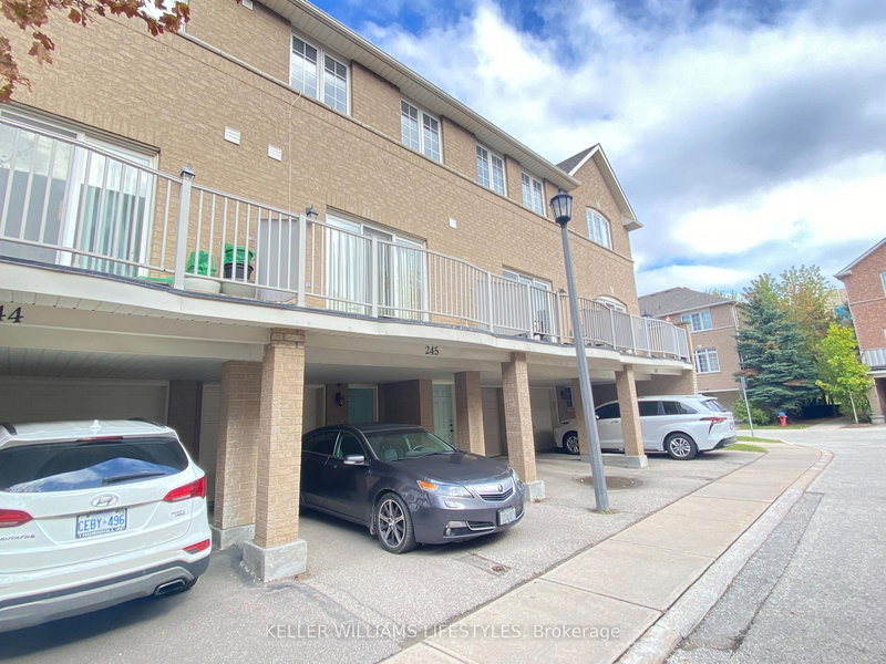 245 - 23 Observatory Lane, Richmond Hill, L4C 0M7 | Image 3