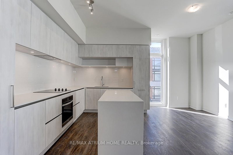 1103 - 12 David Eyer Rd, Richmond Hill, L4S 0N3 | Image 3