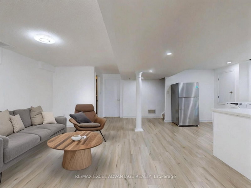 Lower - 1280 Bardeau St, Innisfil, L0L 1W0 | Image 2