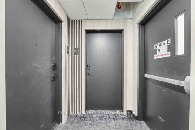 Room1