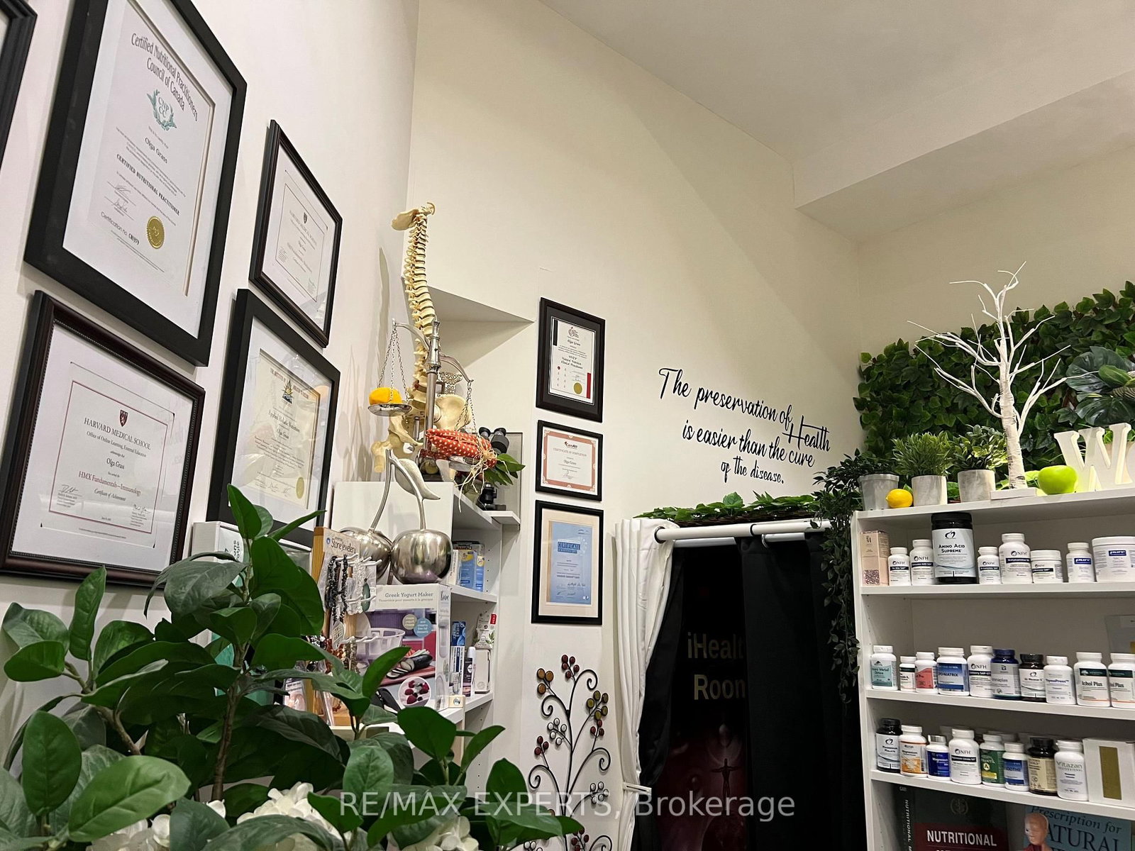 7163 Yonge Street, Unit 135 - Photo 13