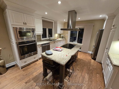 12020 Woodbine Ave | Whitchurch-Stouffville | Image