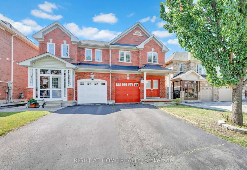 62 Martini Dr N, Richmond Hill, L4S 2T7 | Image 2