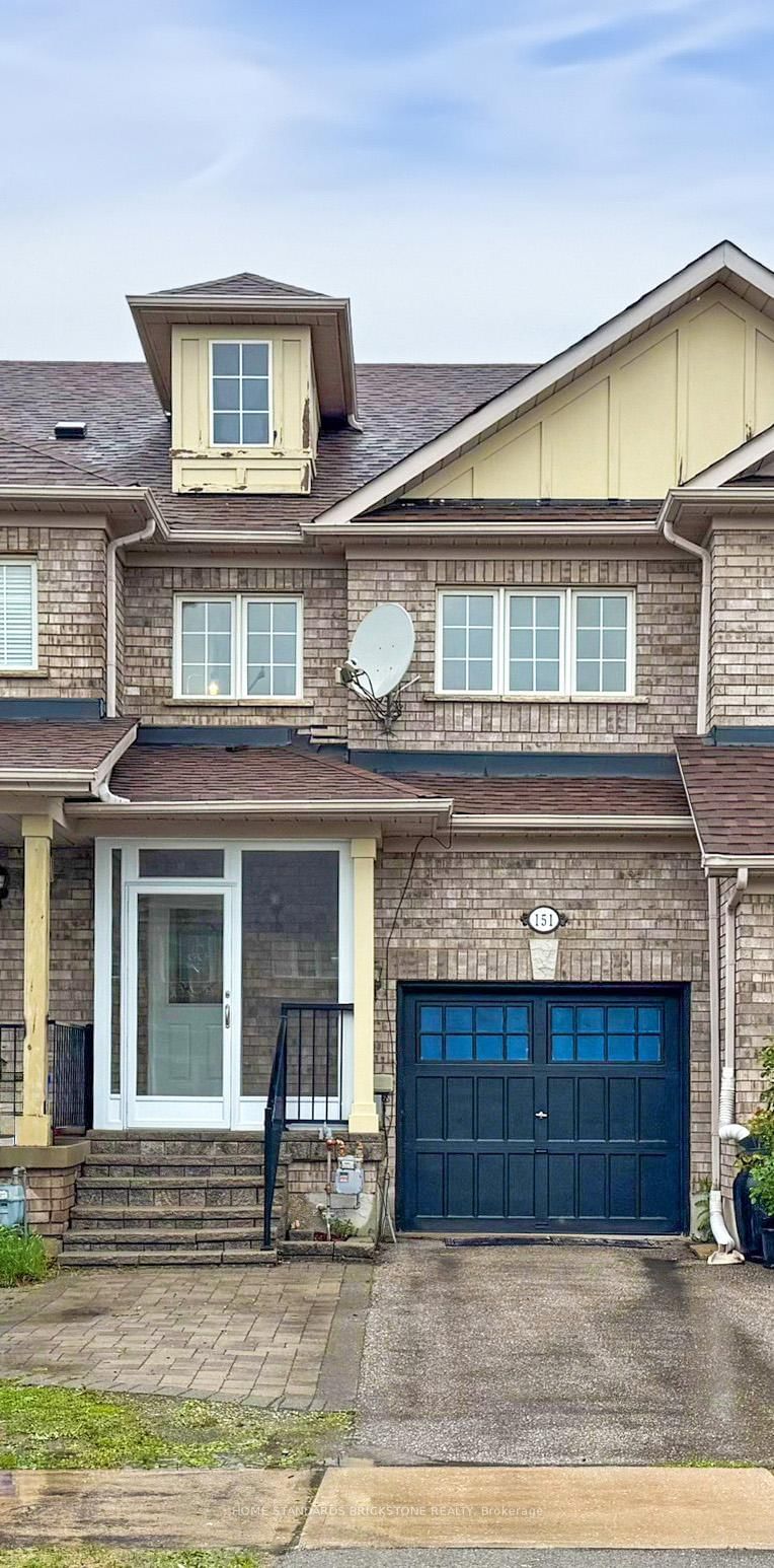 151 Amulet Cres, Richmond Hill, L4S 2T5 | Image 2