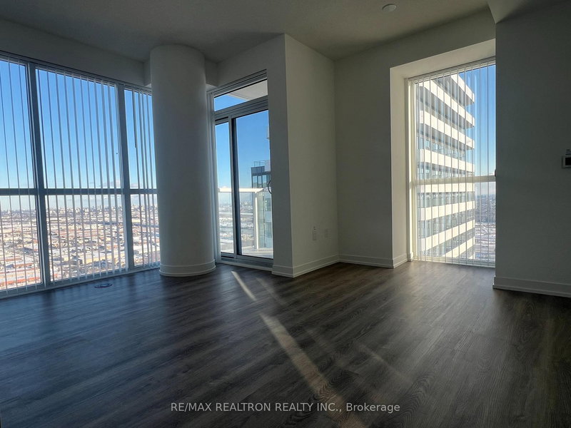 home for lease on 4309-8 Interchange Way