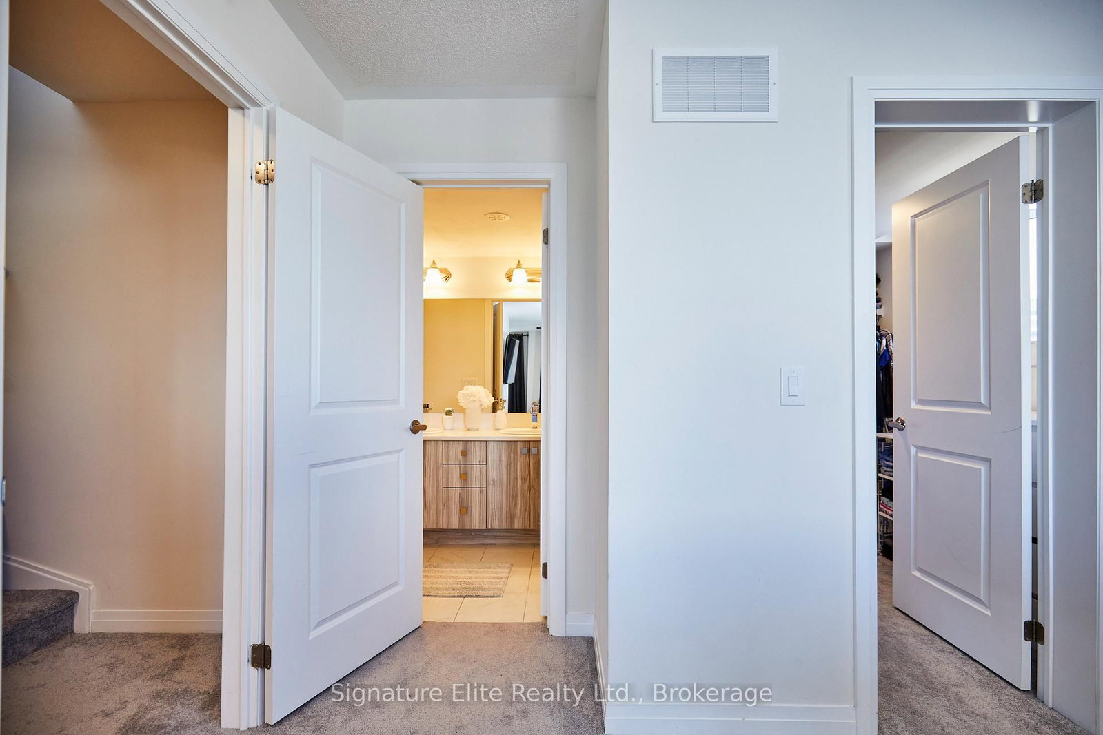 70 Baynes Way • #8 • Bradford West Gwillimbury, ON photo 25