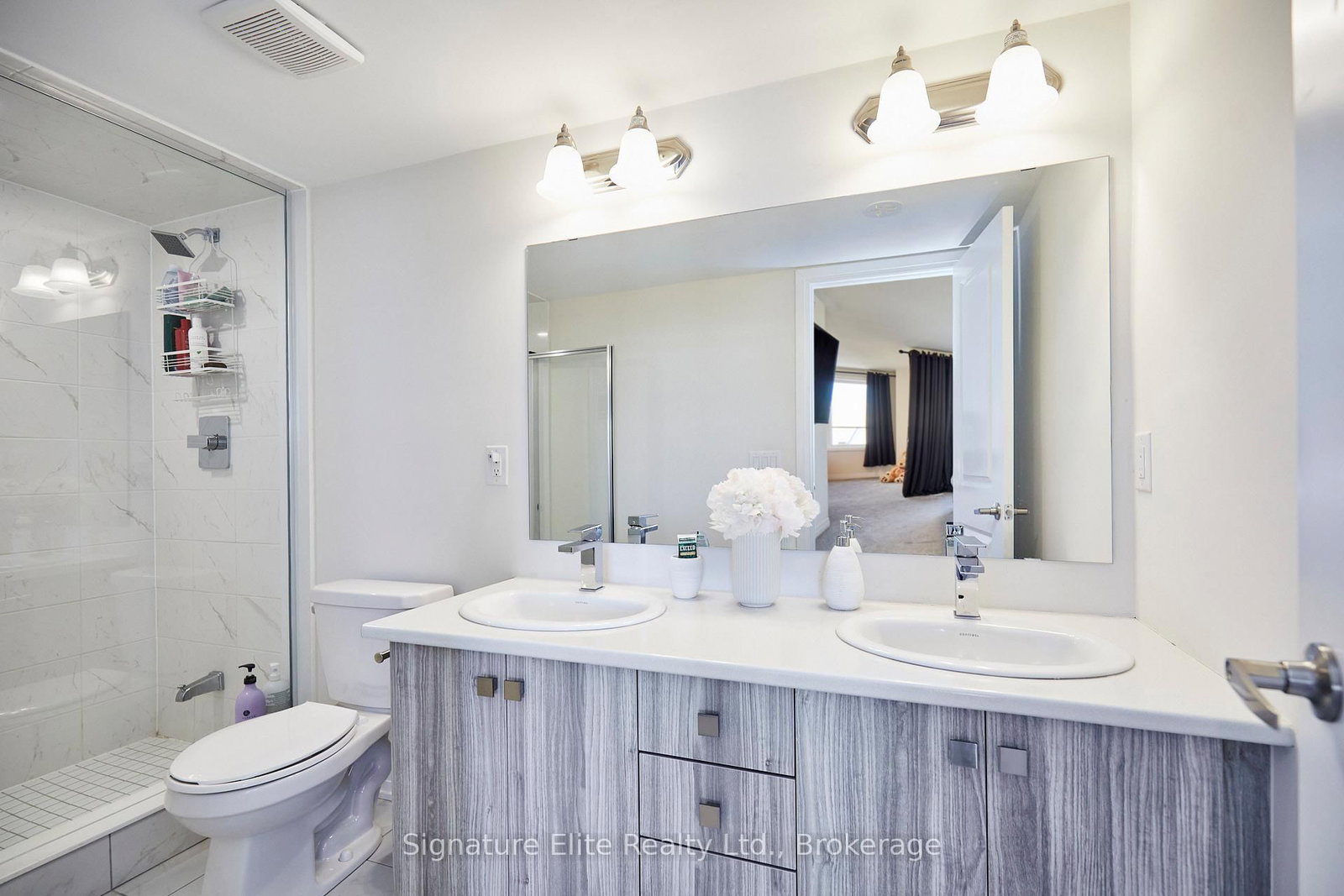 70 Baynes Way • #8 • Bradford West Gwillimbury, ON photo 27