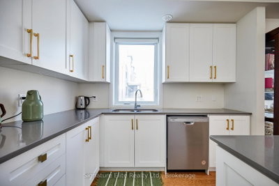 70 Baynes Way • #8 • Bradford West Gwillimbury, ON photo 9