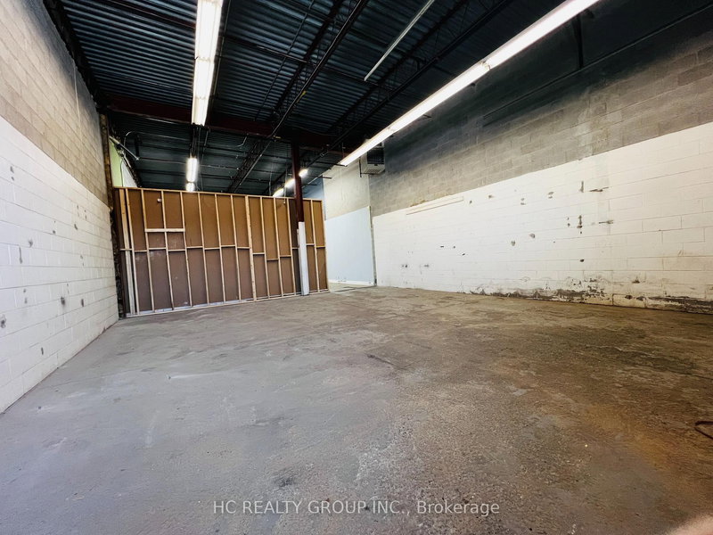 13 - 25 West Beaver Creek Rd W, Richmond Hill, L4B 1K4 | Image 3