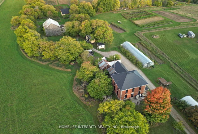 995305 Mono Adjala Townline